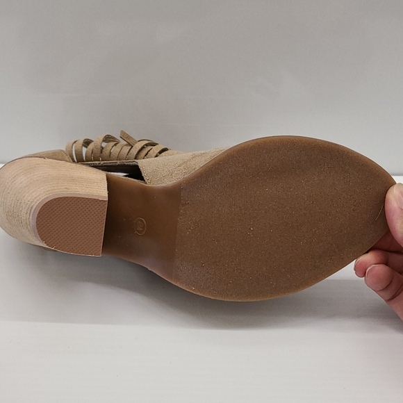 Dolce by mojo moxy Opentoe Back Zip Sandal - Picture 4 of 5